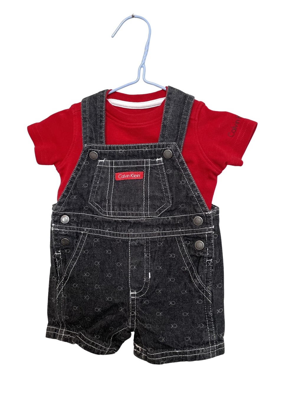 Calvin Klein Baby Boys 2-Piece Shortall Set Red/Black 0-3M